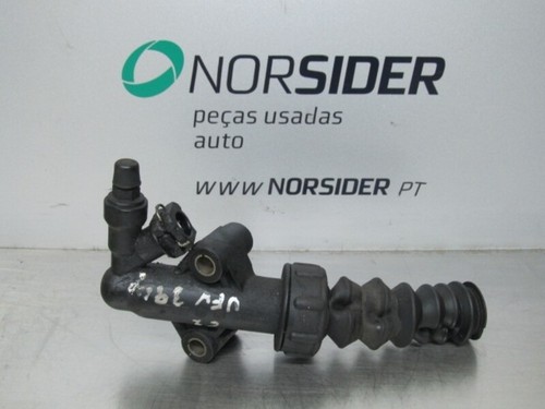 88413 clutch master cylinder